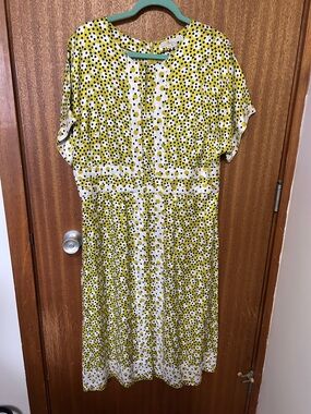 Boden | Dresses | Boden Violet Square Neck Midi Dress Elegant Vine Size 4 |  Poshmark